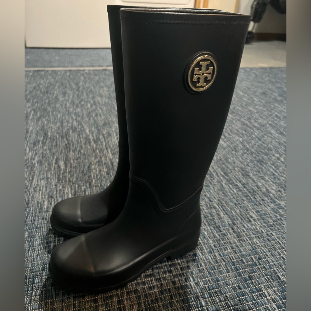 Tory Burch Rubber Rain Boot